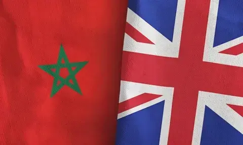 موقف بريطانيا حول مغربية الصحراء.. أخر مسمار يدق في نعش كبرانات الجزائر