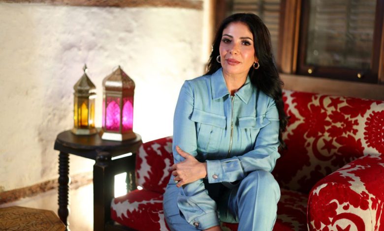 قضية مثيرة ضد منى زكي تُلزمها بتعويض مالي ضخم