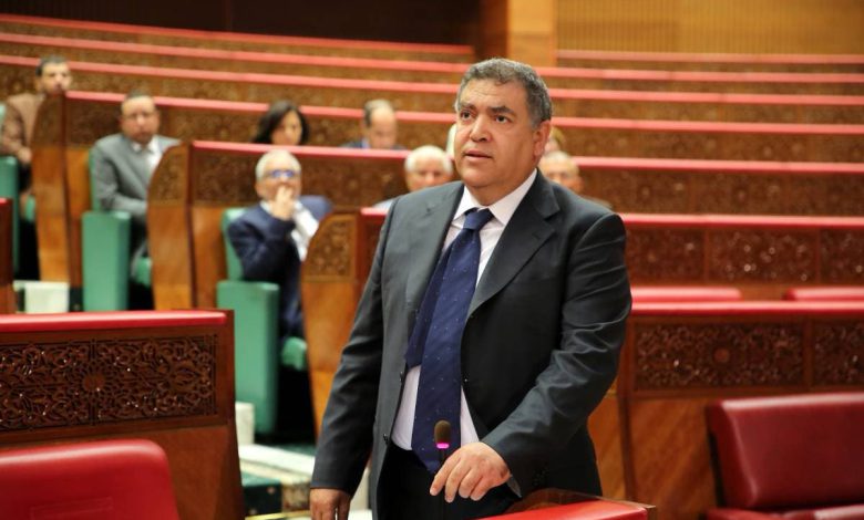 لفتيت يشدد الرقابة على إضرابات موظفي الجماعات الترابية