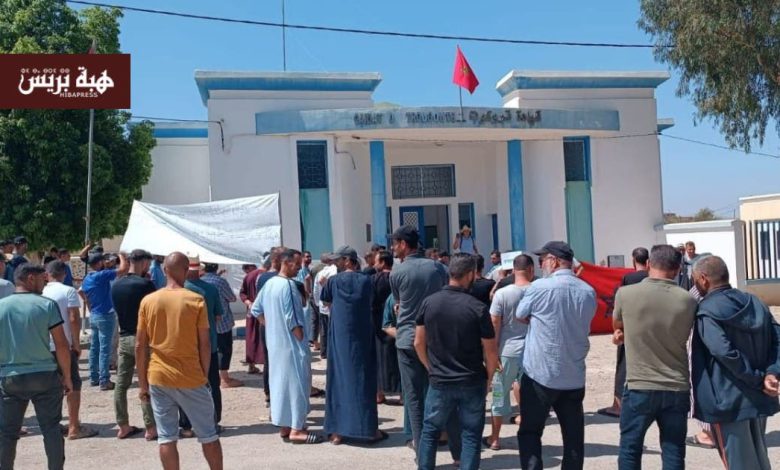 قائد قيادة اتروكوت يطمئن الساكنة بخصوص الشواهد الإدارية لاستمرار الملكية